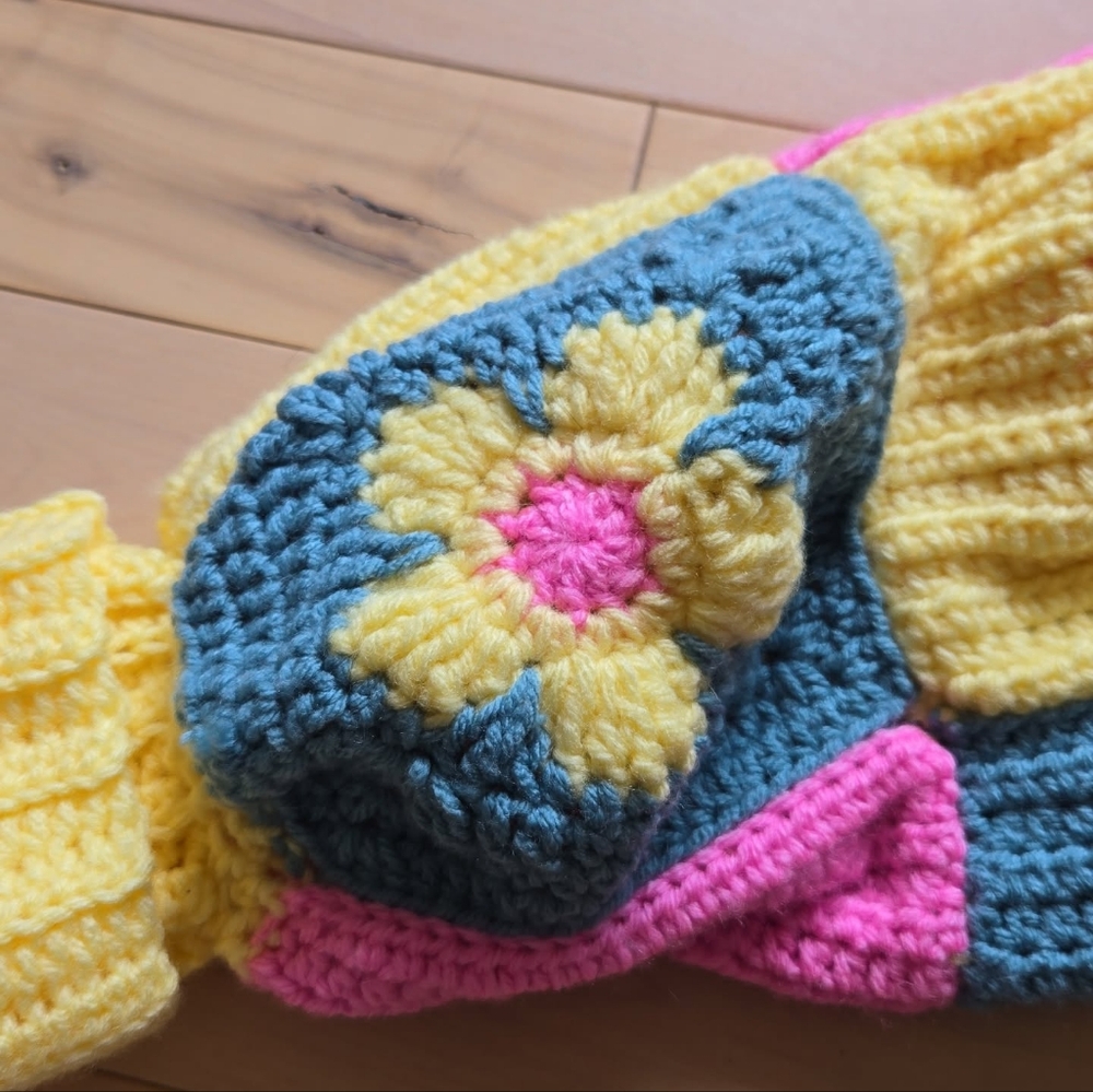Crocheted Patchwork Cardigan - Picture 5 of 10